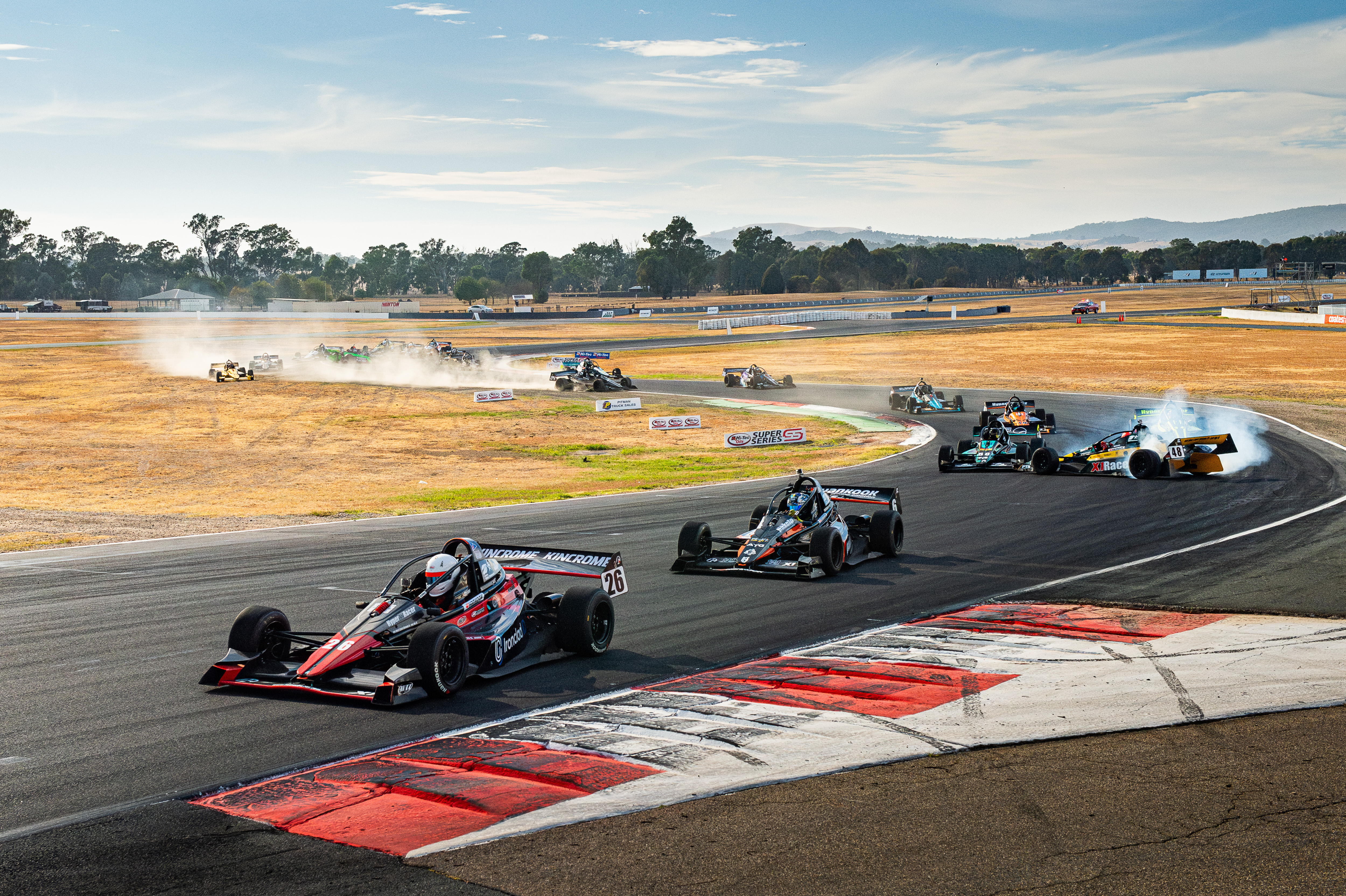 A full grid of Hyper Racer X1s racing wheel to wheel in the Australian Drivers' Championship